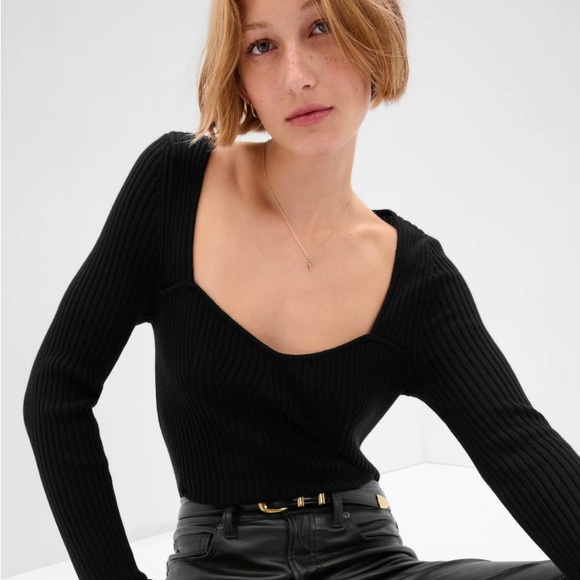NWT Gap Ribbed knit Sweetheart Neckline Sweater - Picture 1 of 7